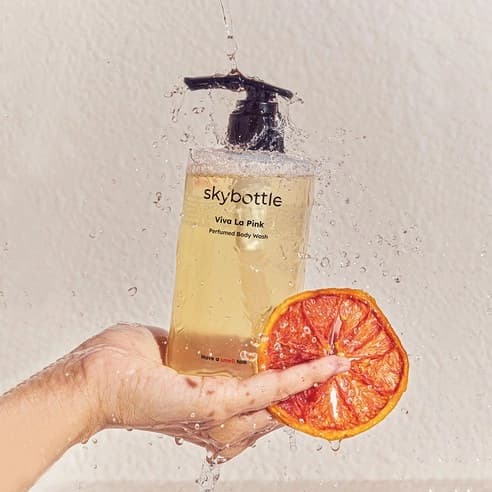 Viva La Pink Perfumed Body Wash - Image 2