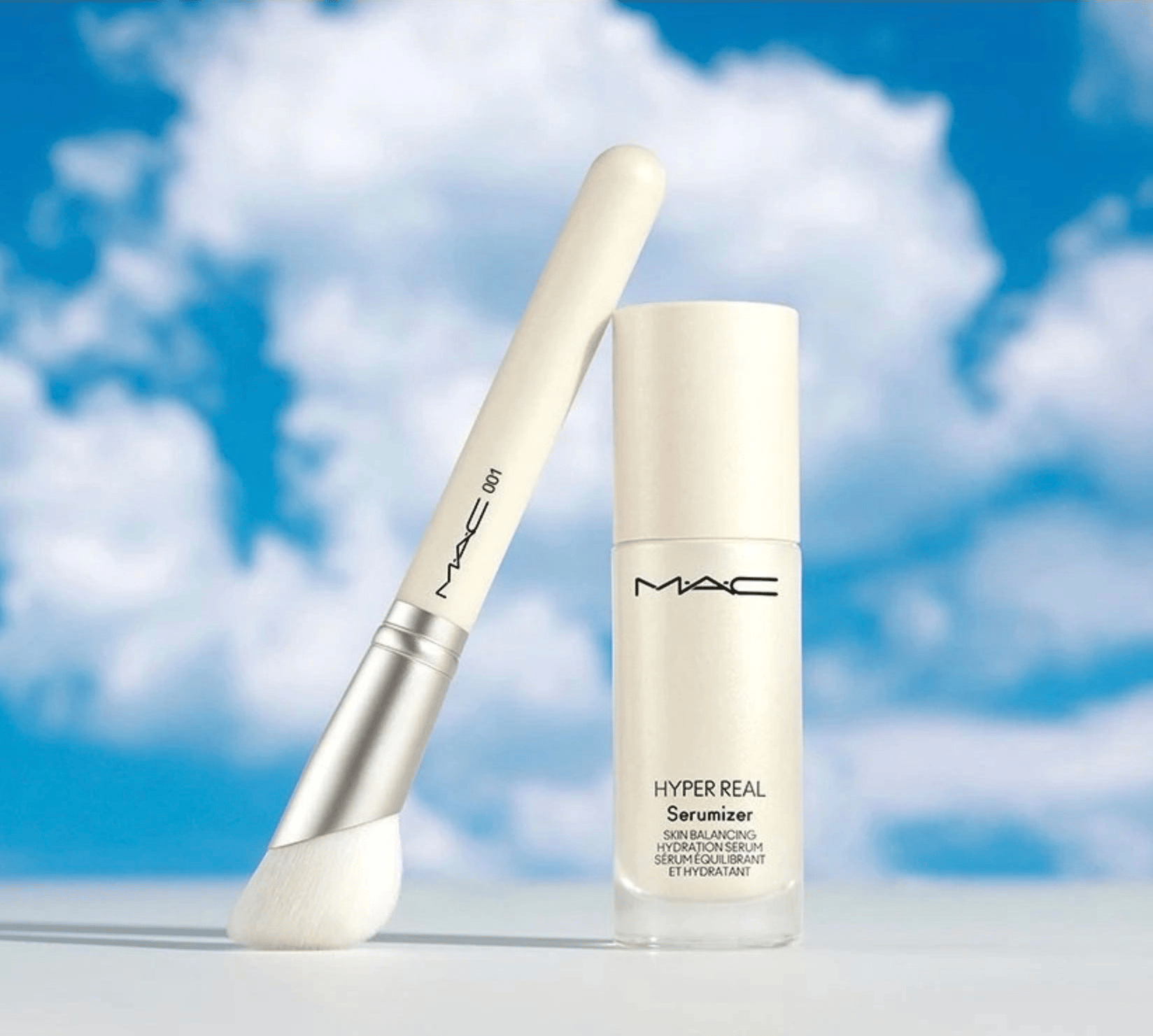 Hyper Real 001 Moisturizer Brush, 1ea - Image 2