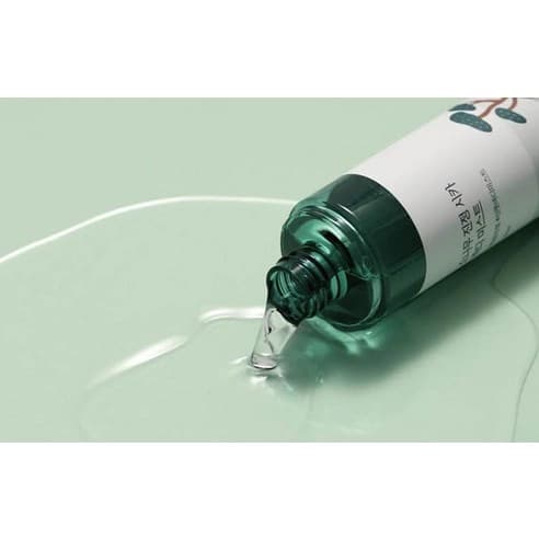 Round Lab Pine Calming Cica Body Mist, 150ml - Image 3