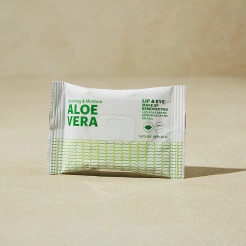 Soothing & Moisture Aloe Vera Lip & Eye Make Up Remover Pad, 30eax2, 1pack - Image 2