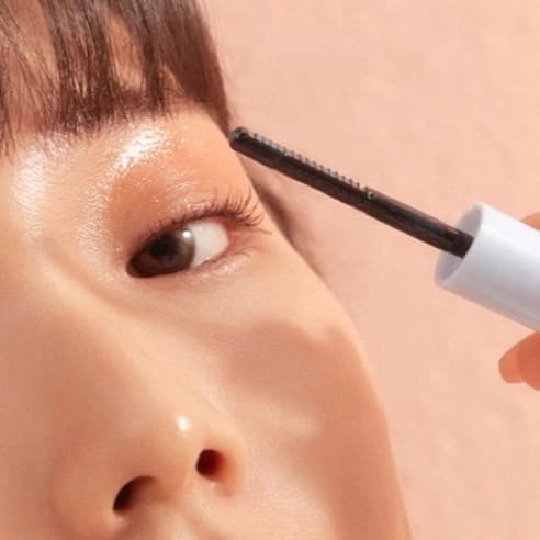 Easy Wash Mascara Remover - Image 3