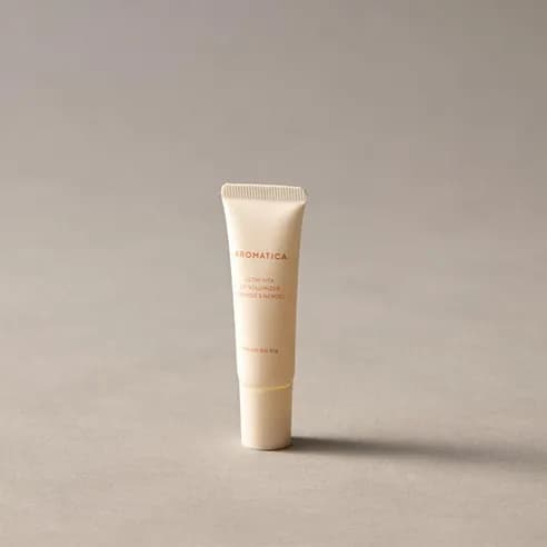 Glow Vita Lip Volumizer Orange & Neroli, 10g, 1pack - Image 4