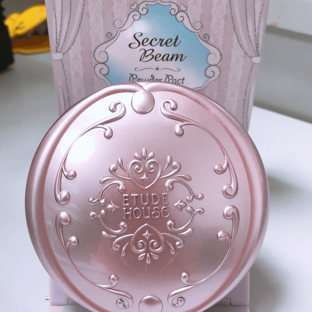 Secret Beam Powder Pact, 15g, W24 Honey Pearl Beige, 1pack - Image 3