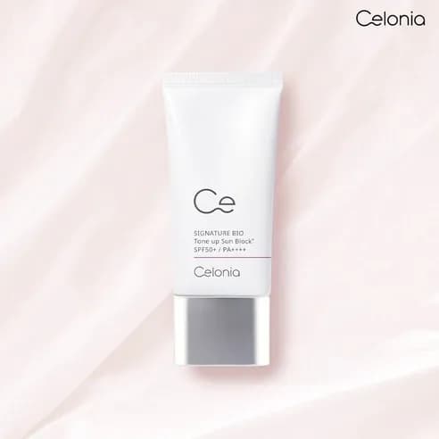 Signature Tone-up Sunscreen [SPF50+/PA++++], 50ml - Image 3