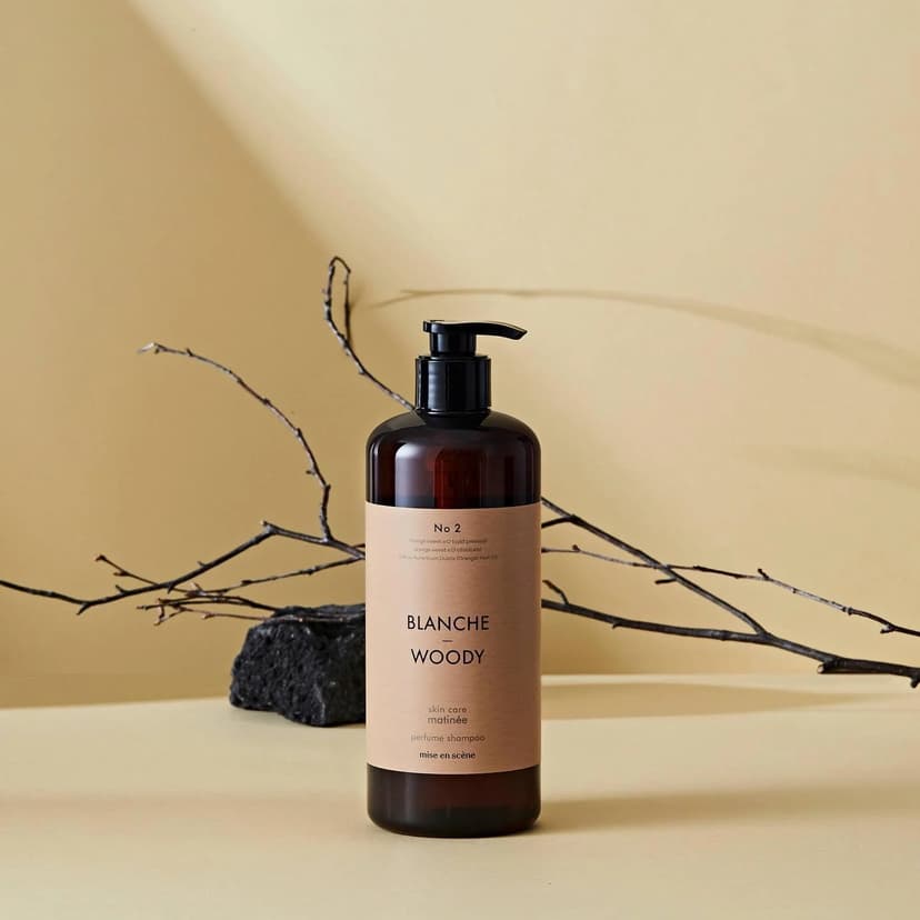 Skincare Perfume Shampoo [Blanche & Woody], 900ml, 1pack - Image 2