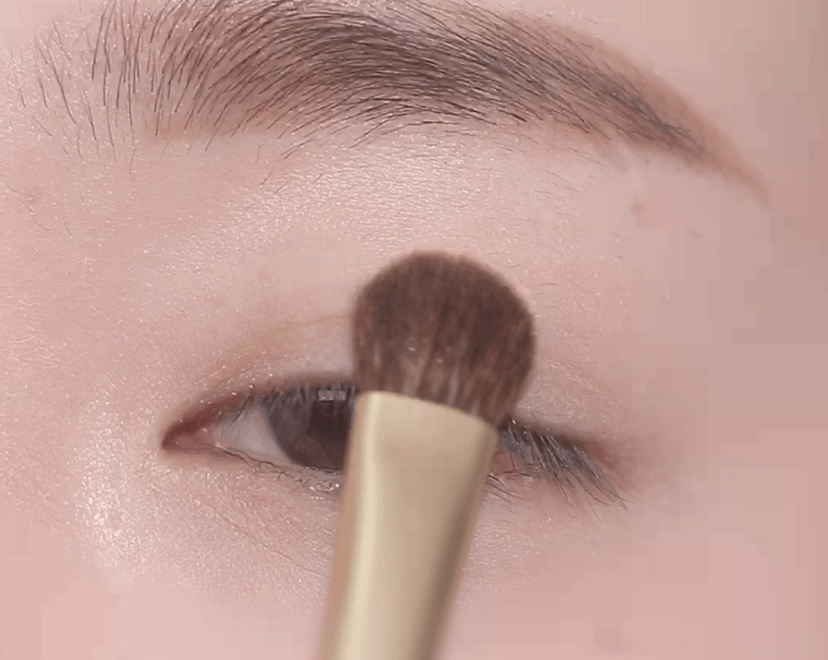 Base Shadow Brush, 1pack - Image 2