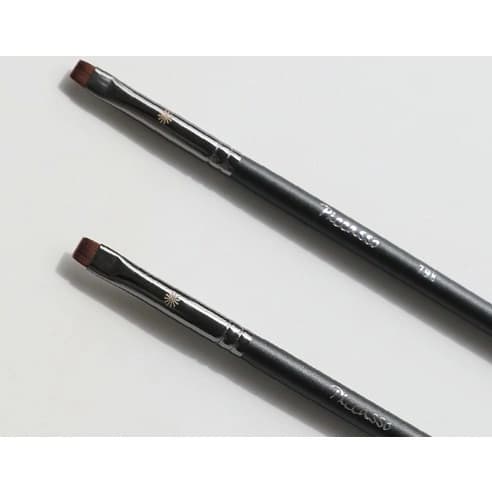 798 Flat Eyeliner, 1pack - Image 2