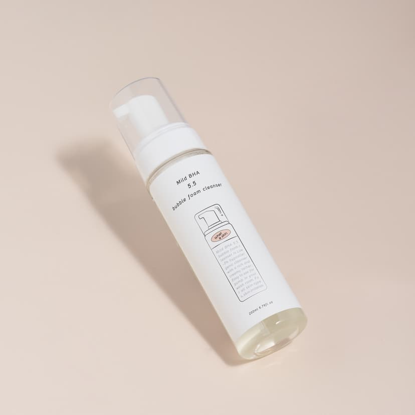 Mild BHA 5.5 Bubble Foam Cleanser - Image 2
