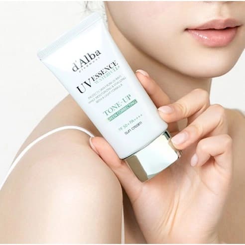 UV Essence Waterfull Tone-Up Green Correcting Sun Cream SPF 50+ PA++++, 50ml - Image 5