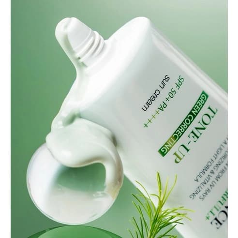 UV Essence Waterfull Tone-Up Green Correcting Sun Cream SPF 50+ PA++++, 50ml - Image 6