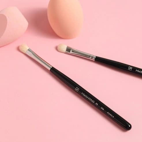 206 Eye Shadow Brush, 1ea, 1pack - Image 5